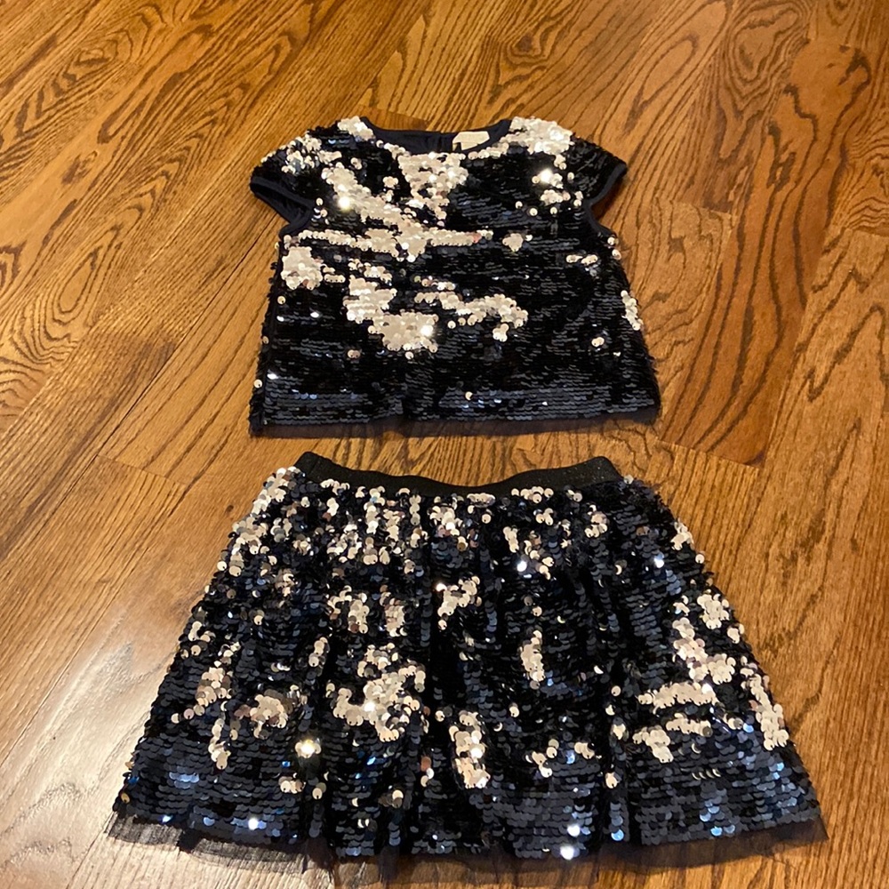 Navy flip sequin top and skirt
